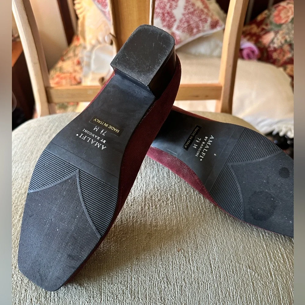 Amalfi by Rangoni size 7.5 burgundy leather flats
